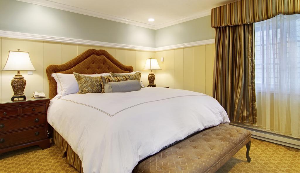 Standard King Room,112910247:JPEG