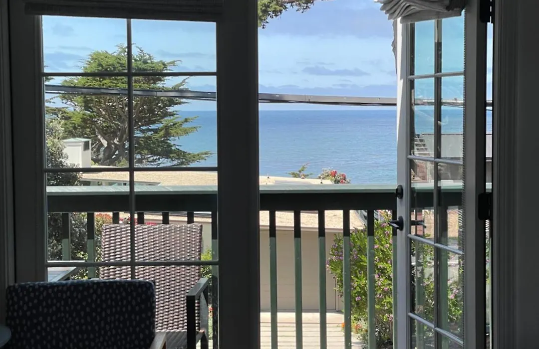 Carmel Beach Hotel-1