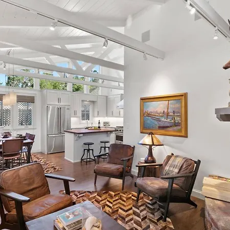 Beautiful Remodeled Home 30 Night Min-3