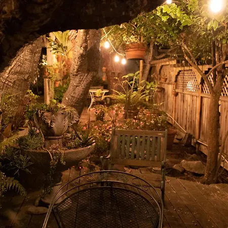 Carmel Garden Inn-2
