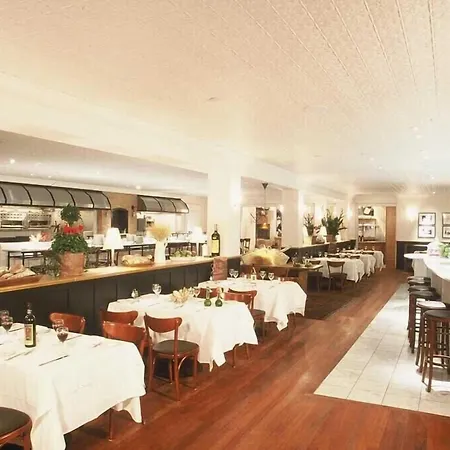 Pine Inn - Carmel-2