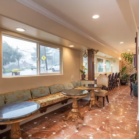 The Vendange Carmel Inn & Suites-2