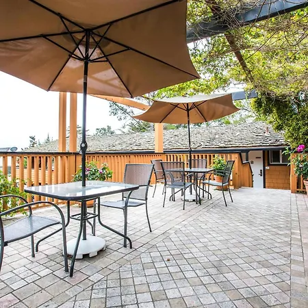 Clarion Collection Carmel Oaks Inn-2